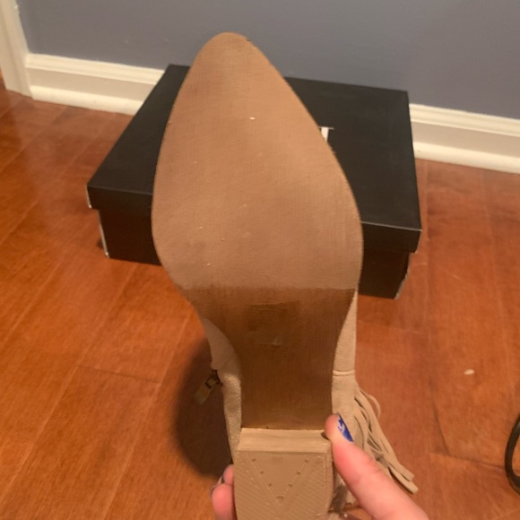 COPY - Vici jacklyn fringe heeled boot - Picture 4 of 7